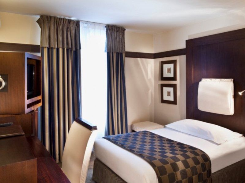 Hotel Maison Nabis By Happyculture Parijs